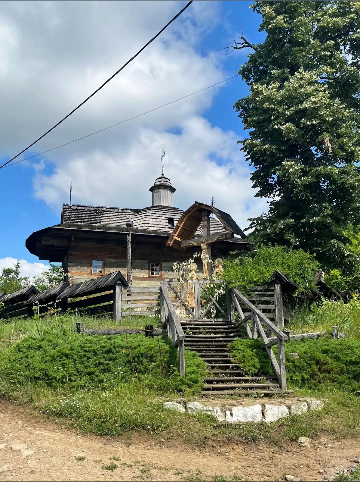 ⛪️  Biserica de lemn 🪵 din Palanca Călărași