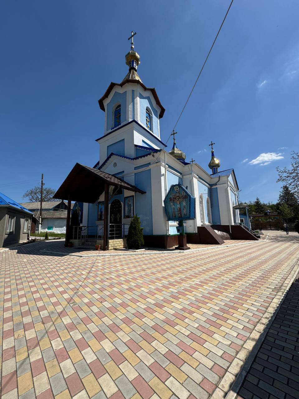 ⛪ Biserica Acoperământul Maicii Domnului