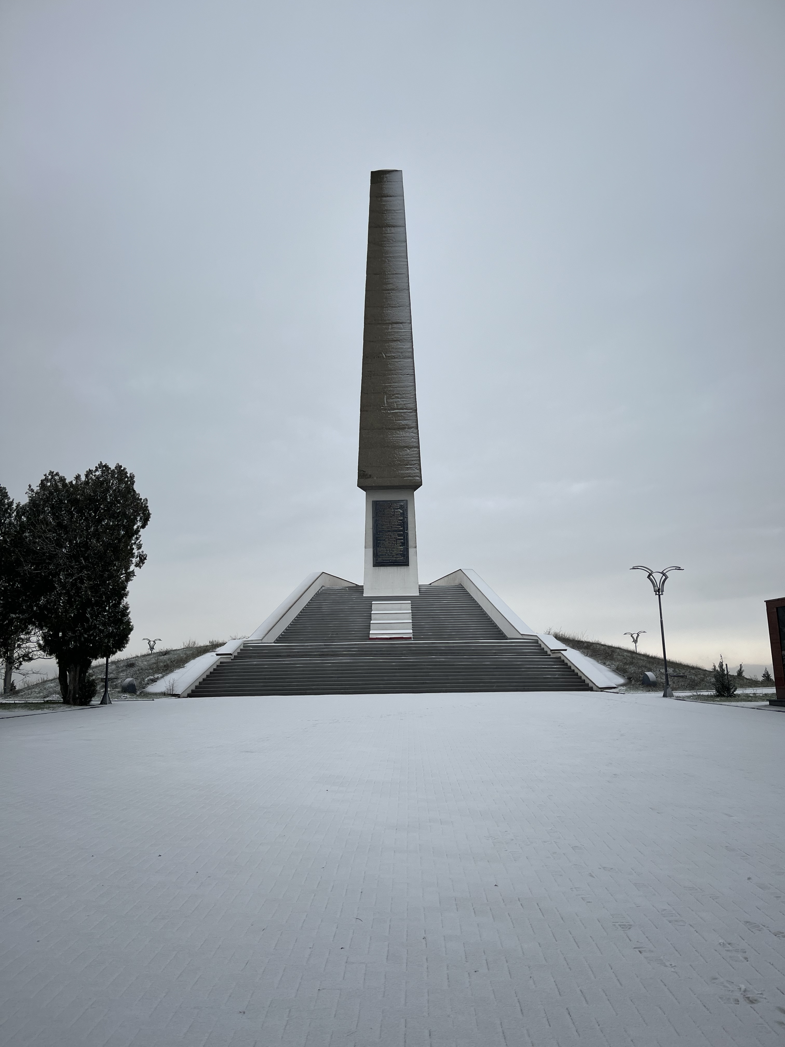 🏛️ Complexul Memorial Cap de Pod <Chițcani>