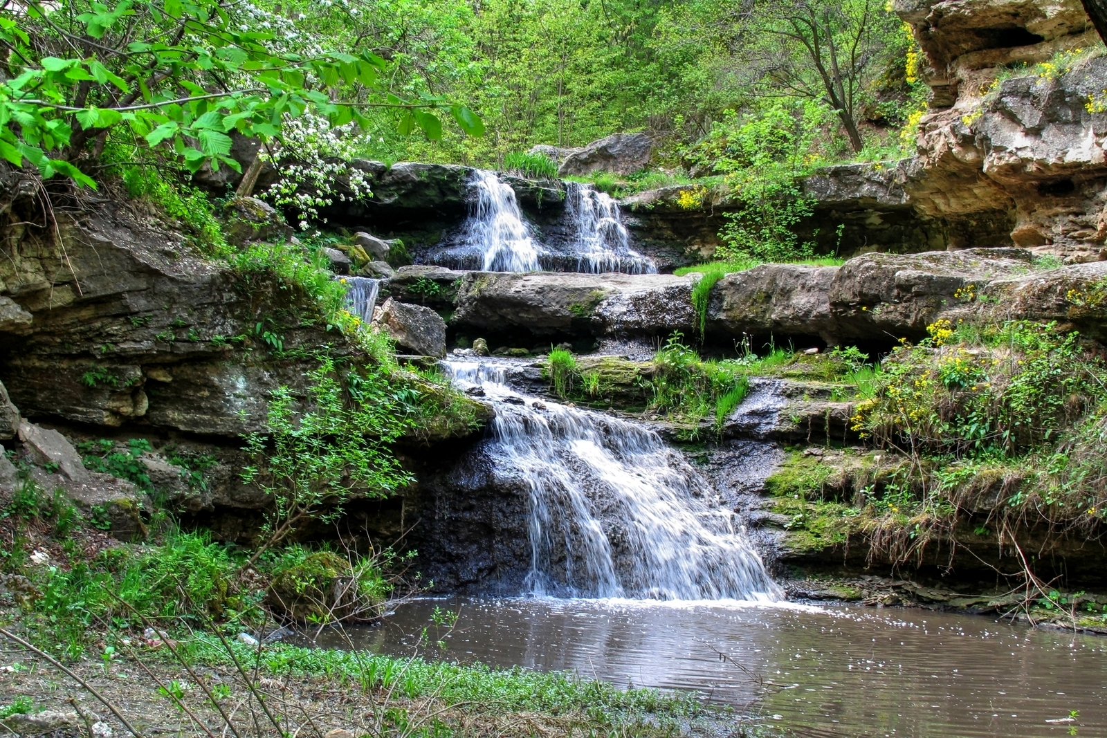 🌊 Cascada Mică Țipova
